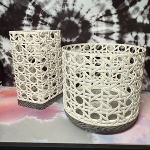 *SOLD ON EBAY* Bath & Body Works White Caned 3 Wick Candle & Soap Holder Set